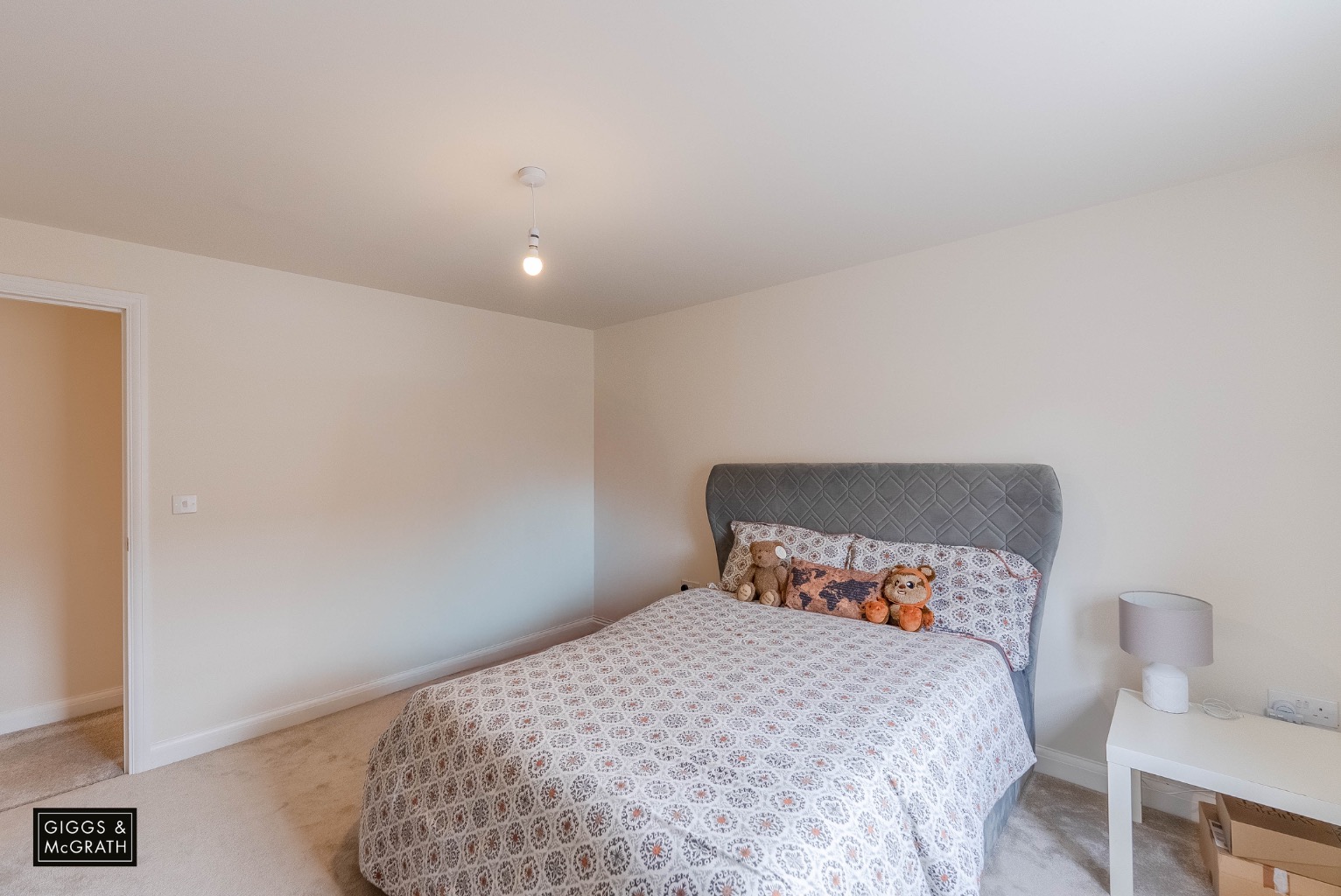 5 bed detached house for sale in Cobbler Drive, Huntingdon 11