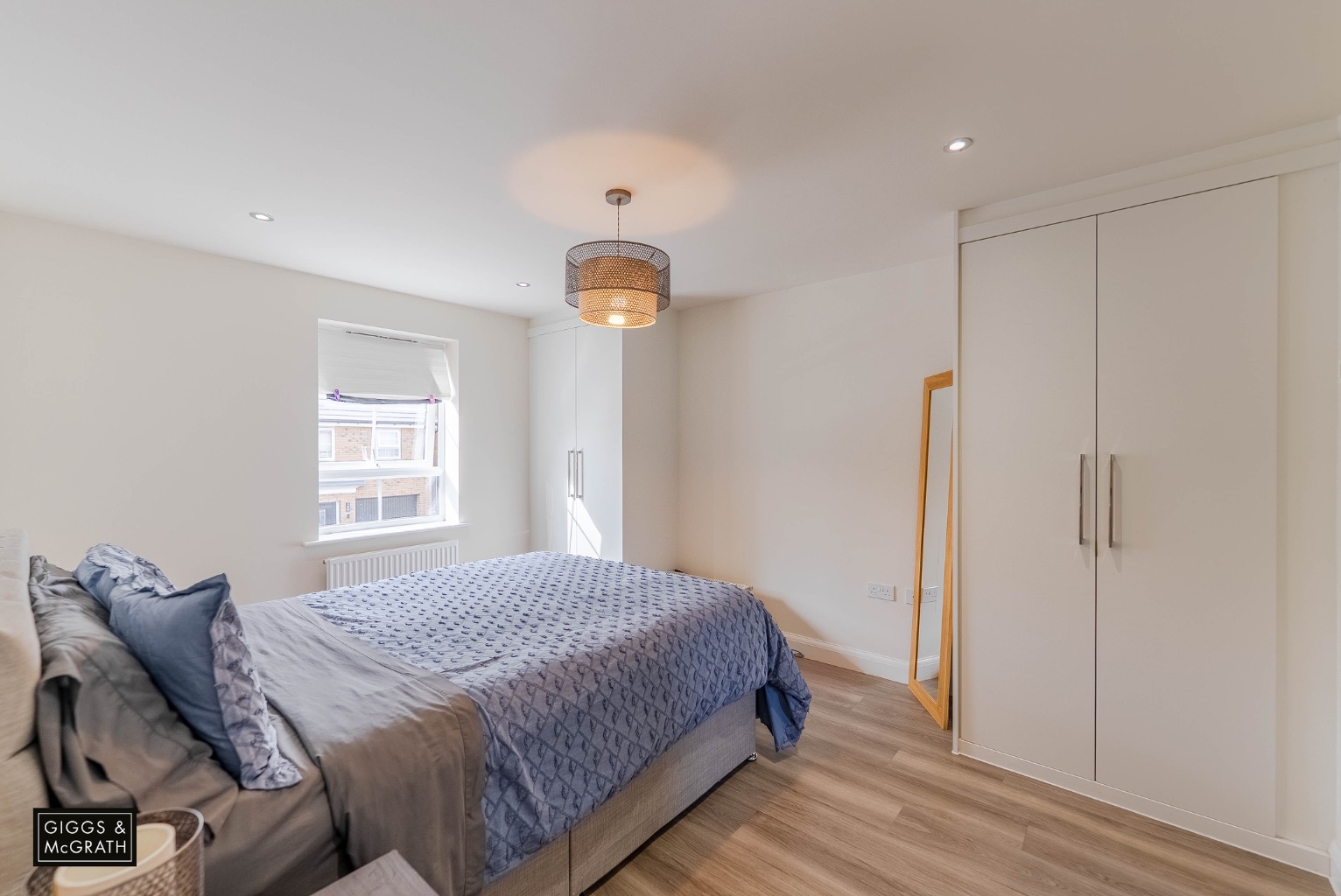 5 bed detached house for sale in Cobbler Drive, Huntingdon  - Property Image 8