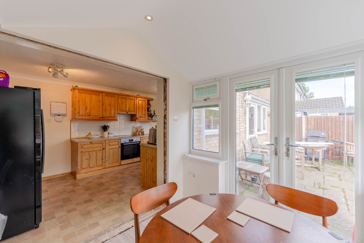 3 bed semi-detached house for sale in Gala Close, Cambridgeshire 6