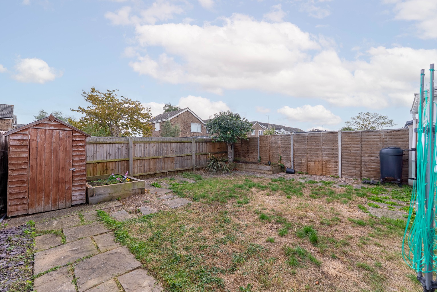 3 bed semi-detached house for sale in Gala Close, Cambridgeshire  - Property Image 17