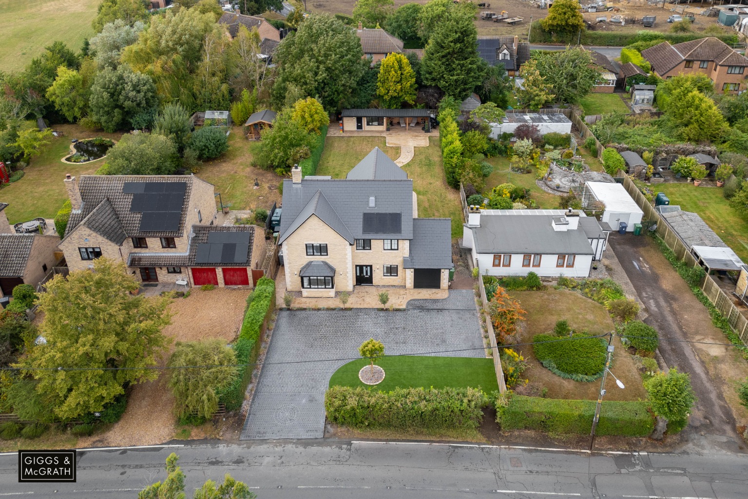 5 bed detached house for sale in Oldhurst Road, Huntingdon  - Property Image 29