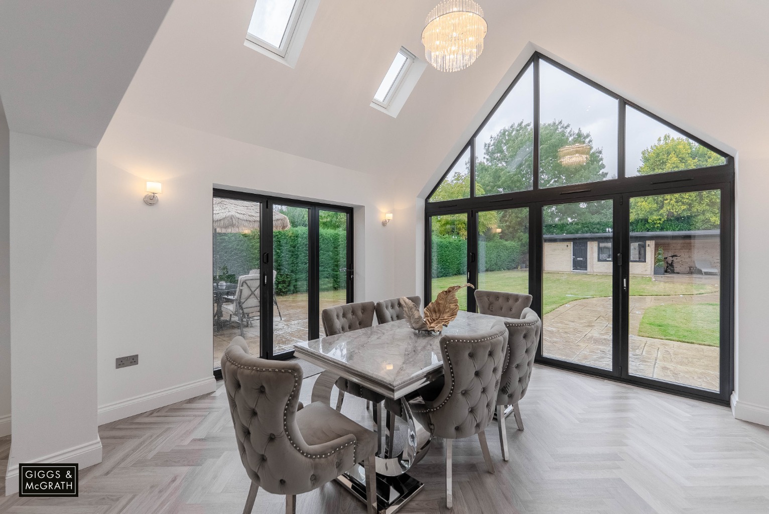 5 bed detached house for sale in Oldhurst Road, Huntingdon  - Property Image 3