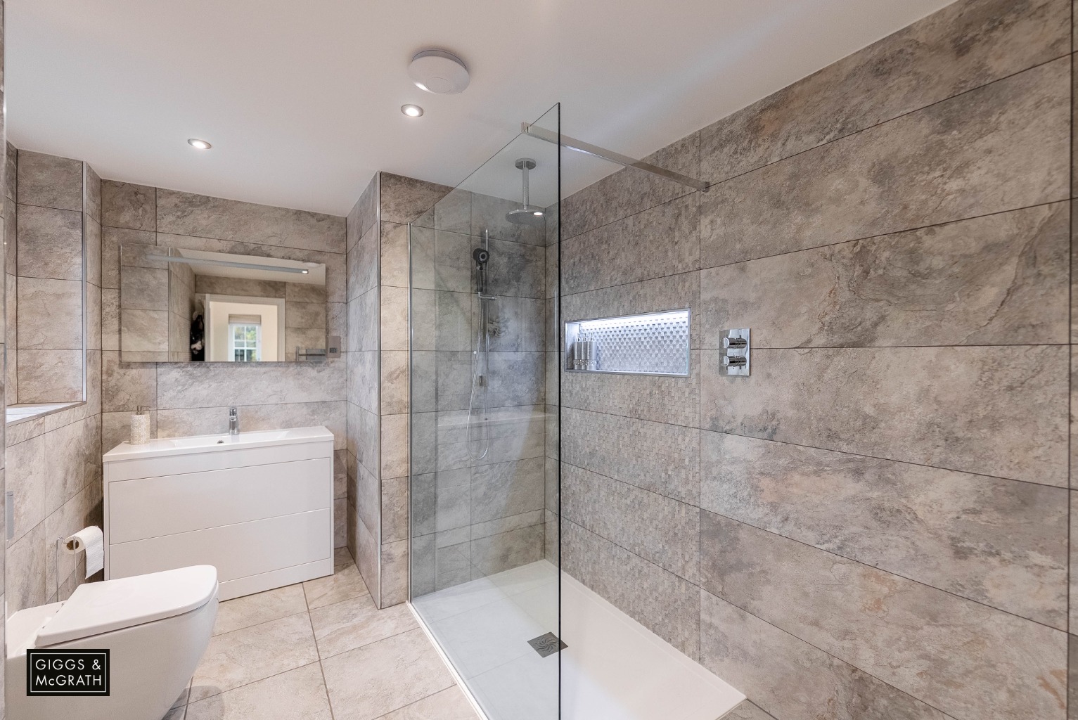 5 bed detached house for sale in Oldhurst Road, Huntingdon  - Property Image 18