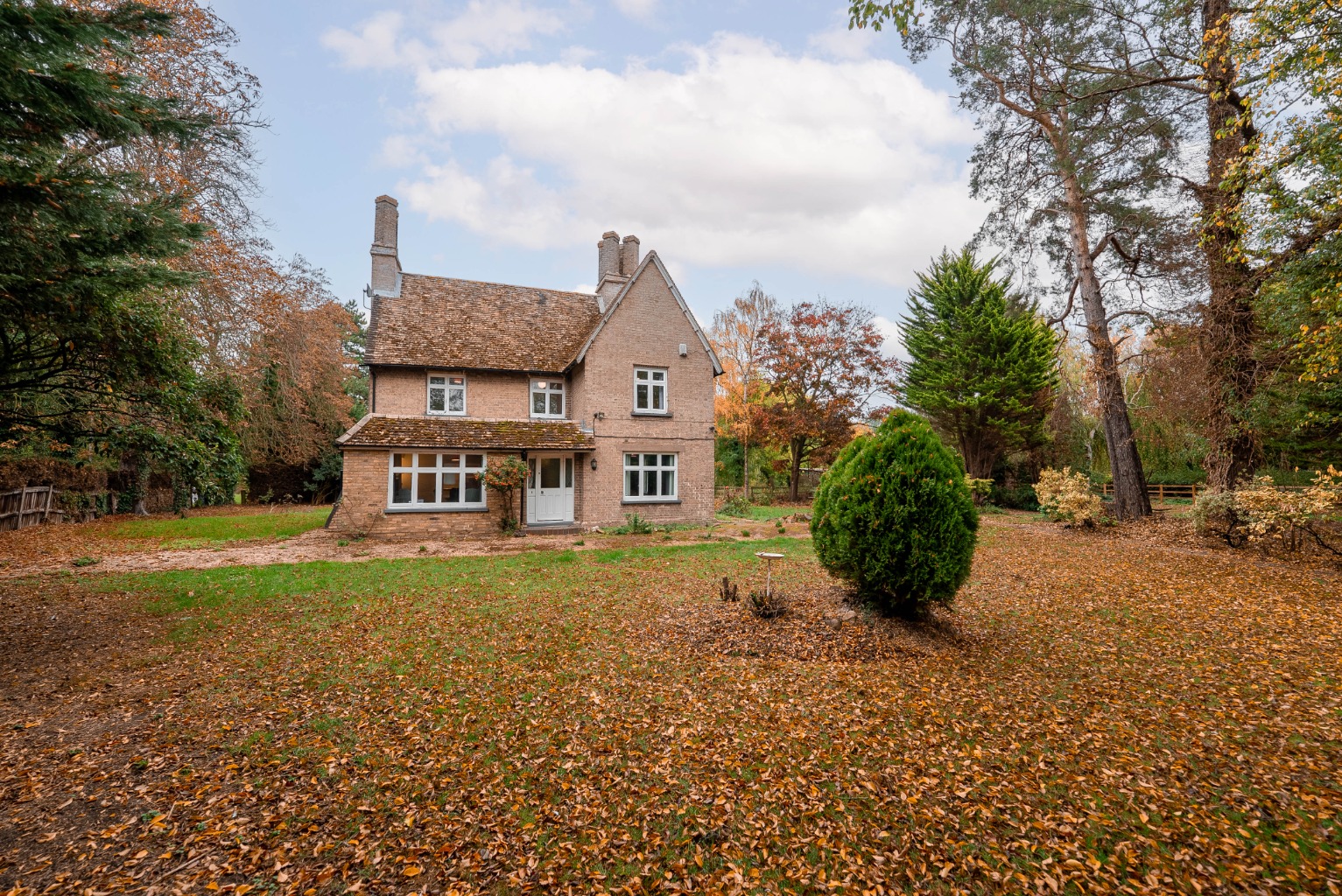 3 bed detached house for sale in Church Road, Huntingdon  - Property Image 18