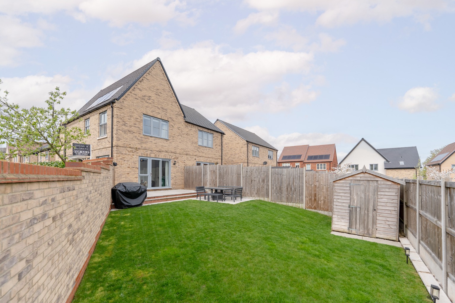 2 bed semi-detached house for sale in Font Drive, Cambridgeshire  - Property Image 4