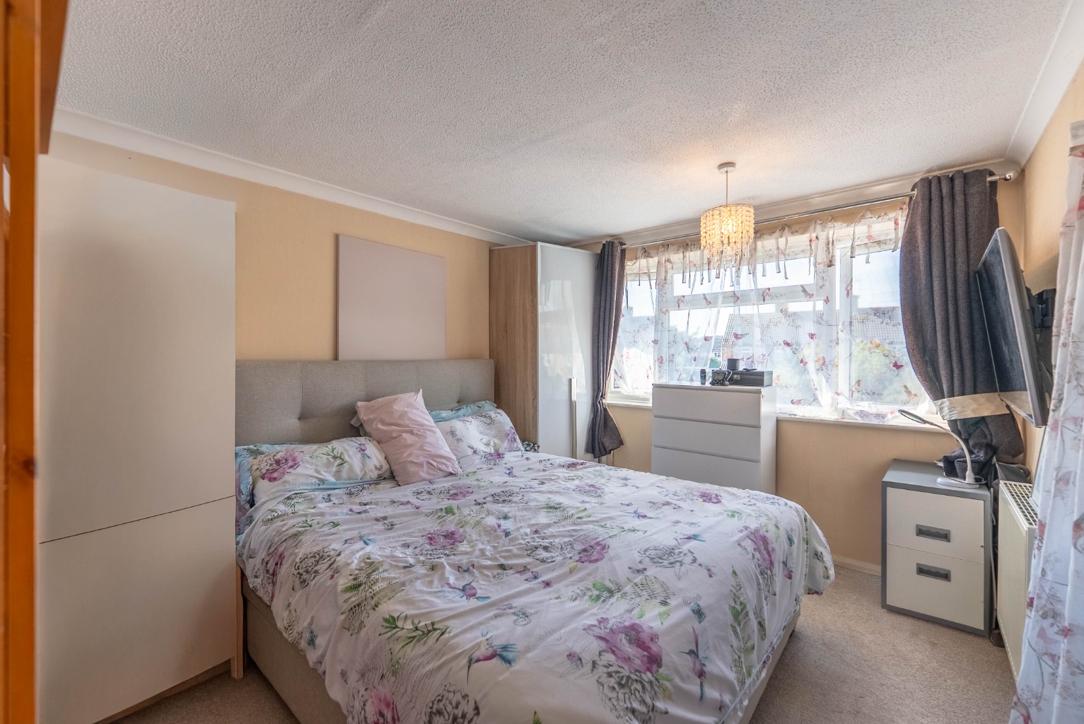 4 bed detached house for sale in Harvey Drive, Huntingdon 8