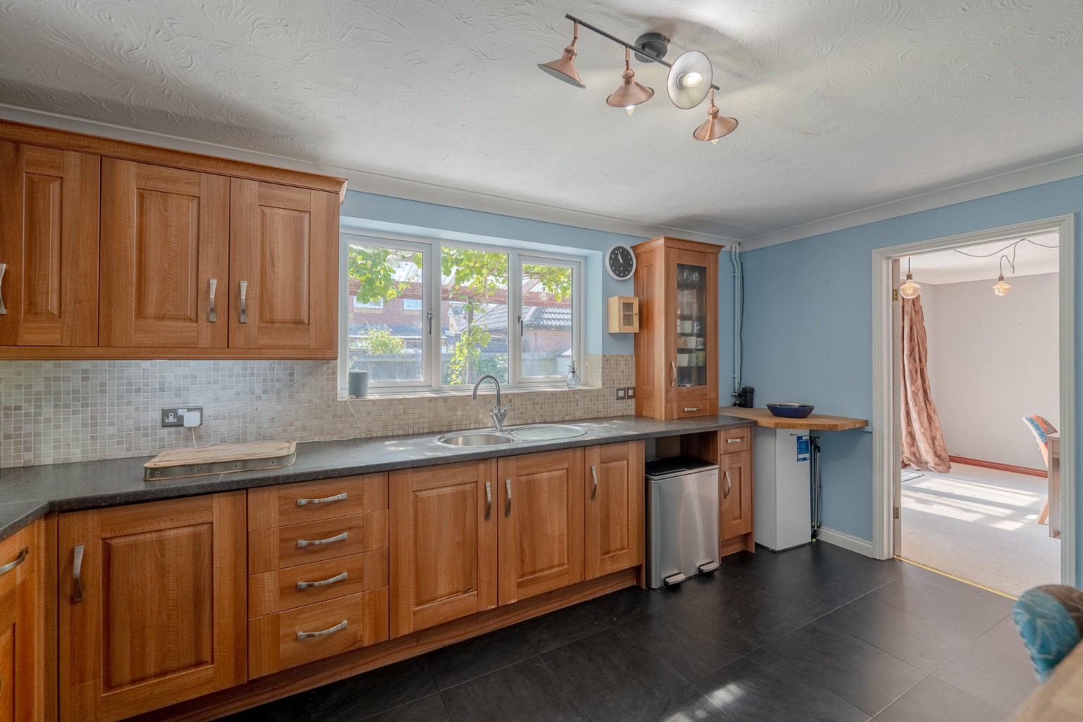 4 bed detached house for sale in Mere Close, Huntingdon  - Property Image 3