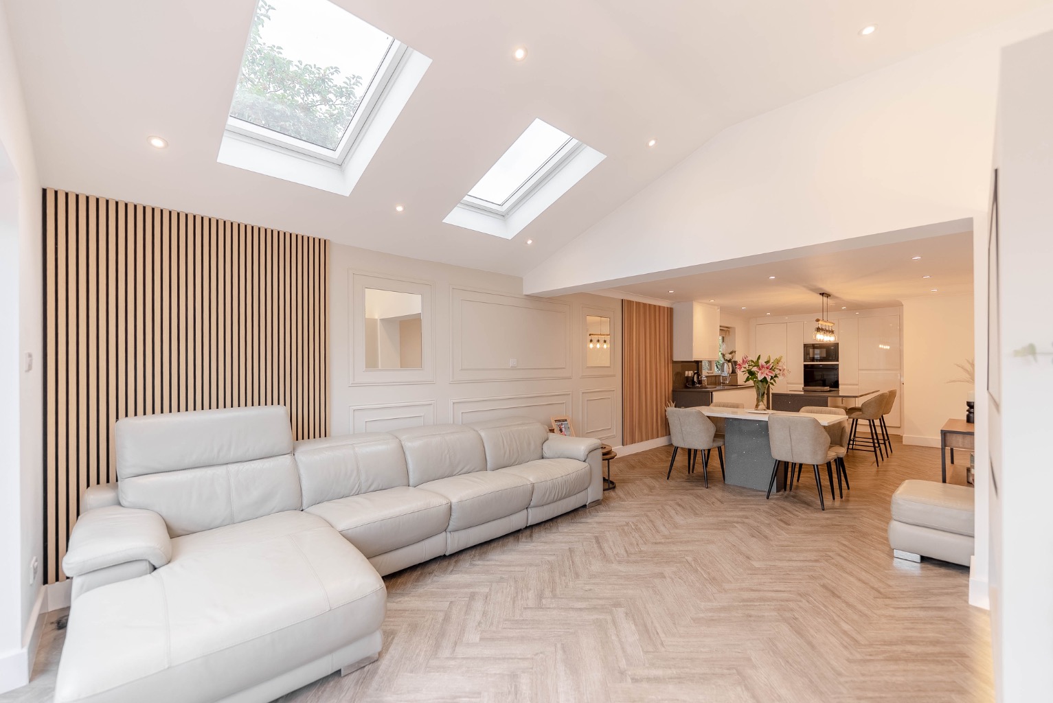 4 bed detached bungalow for sale in Rusts Lane, Cambridgeshire  - Property Image 2