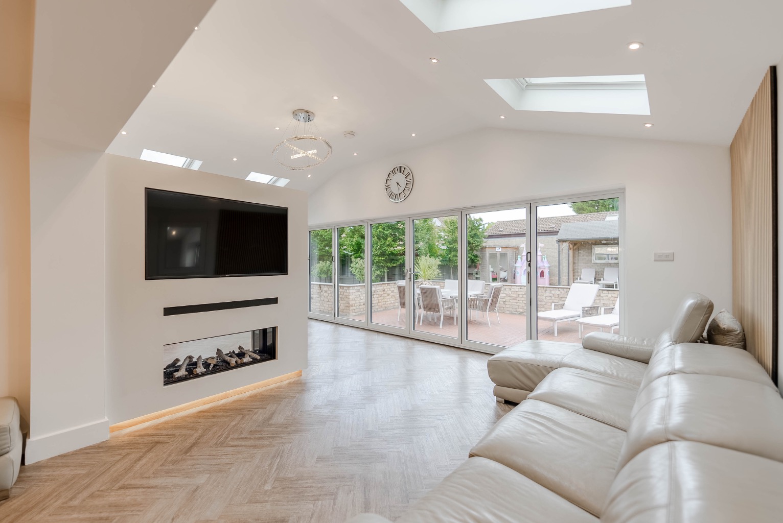 4 bed detached bungalow for sale in Rusts Lane, Cambridgeshire  - Property Image 6