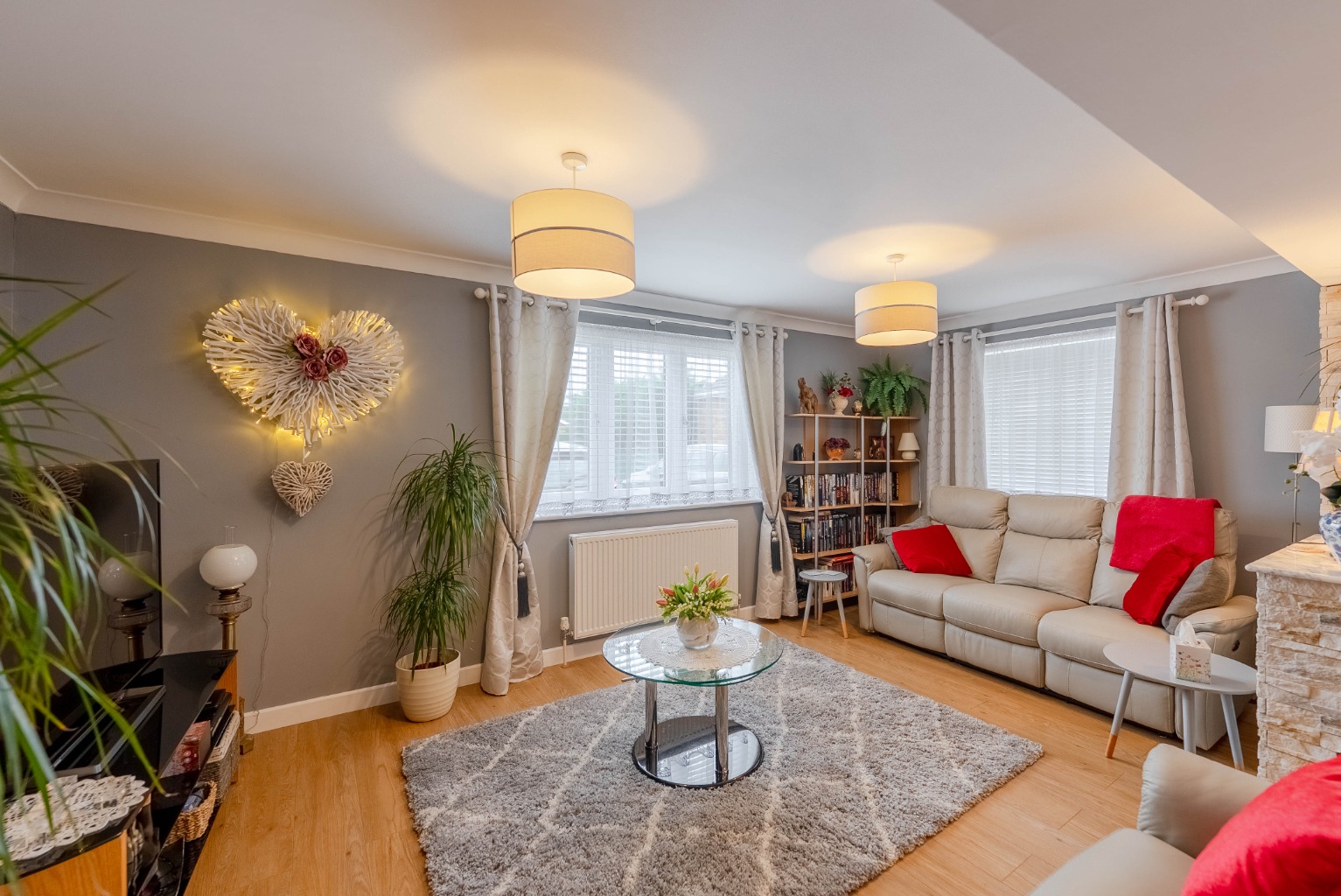 4 bed detached bungalow for sale in Butts Close, Cambridgeshire  - Property Image 11