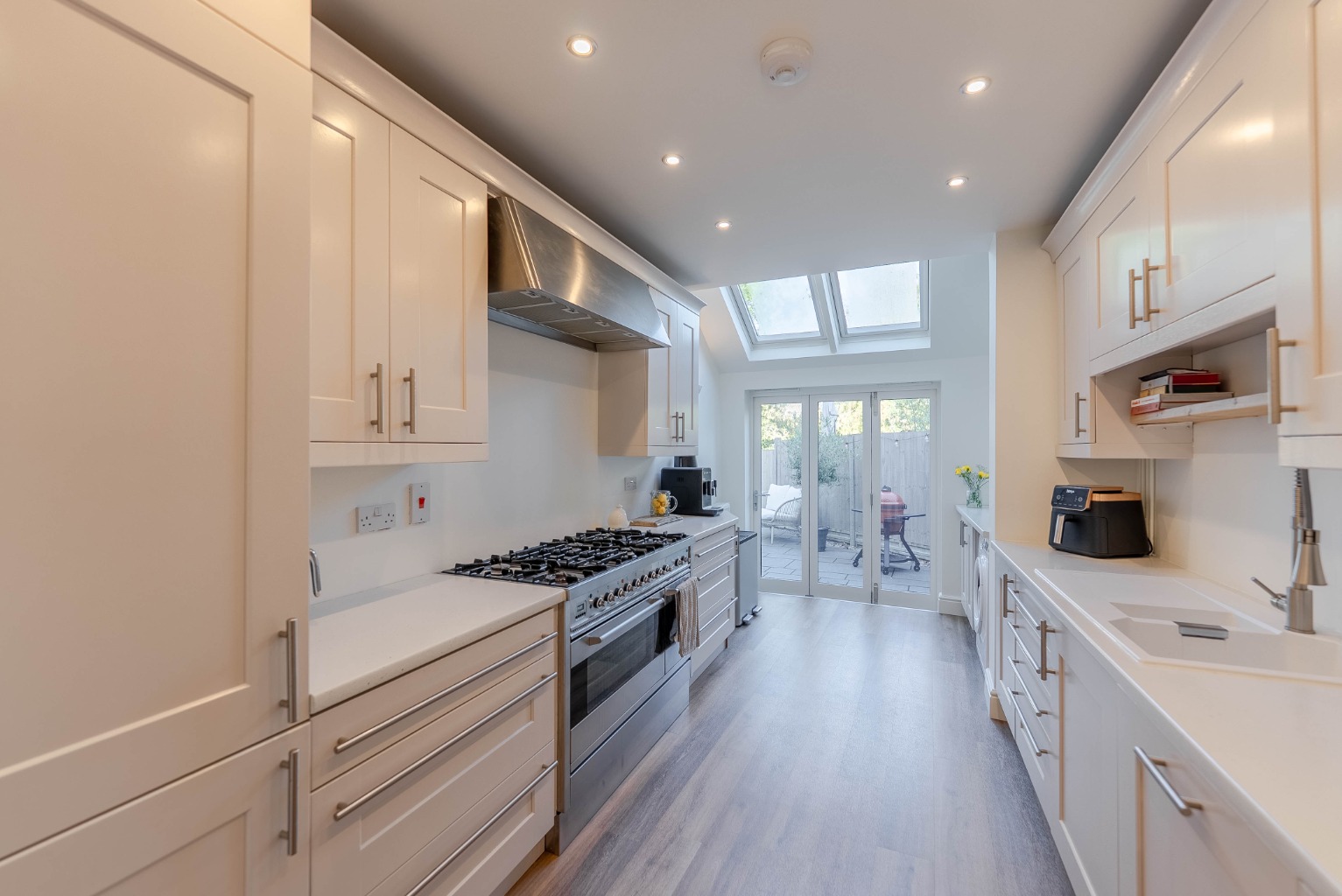 3 bed terraced house for sale in Needingworth Road, St Ives  - Property Image 2