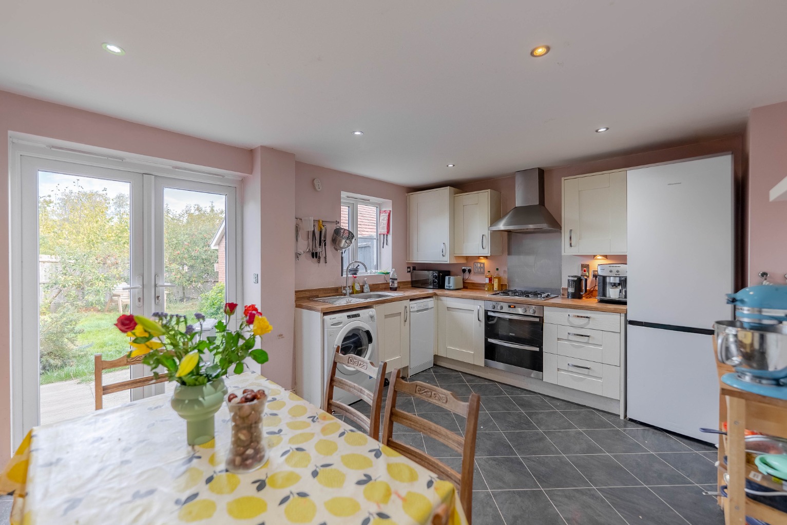3 bed semi-detached house for sale in St John's Lane, Cambridge  - Property Image 3