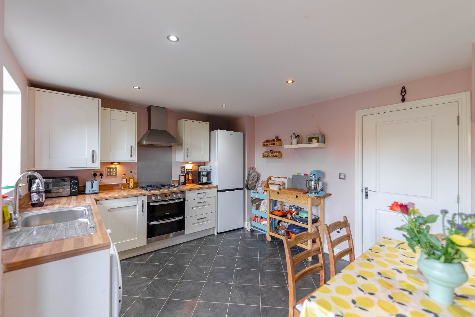 3 bed semi-detached house for sale in St John's Lane, Cambridge  - Property Image 5