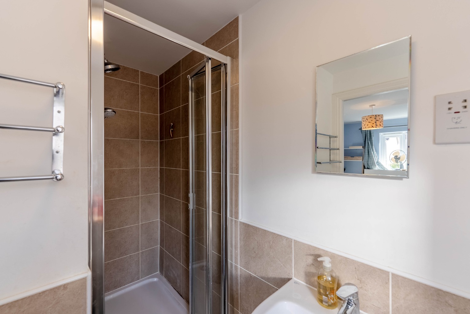 3 bed semi-detached house for sale in St John's Lane, Cambridge  - Property Image 8