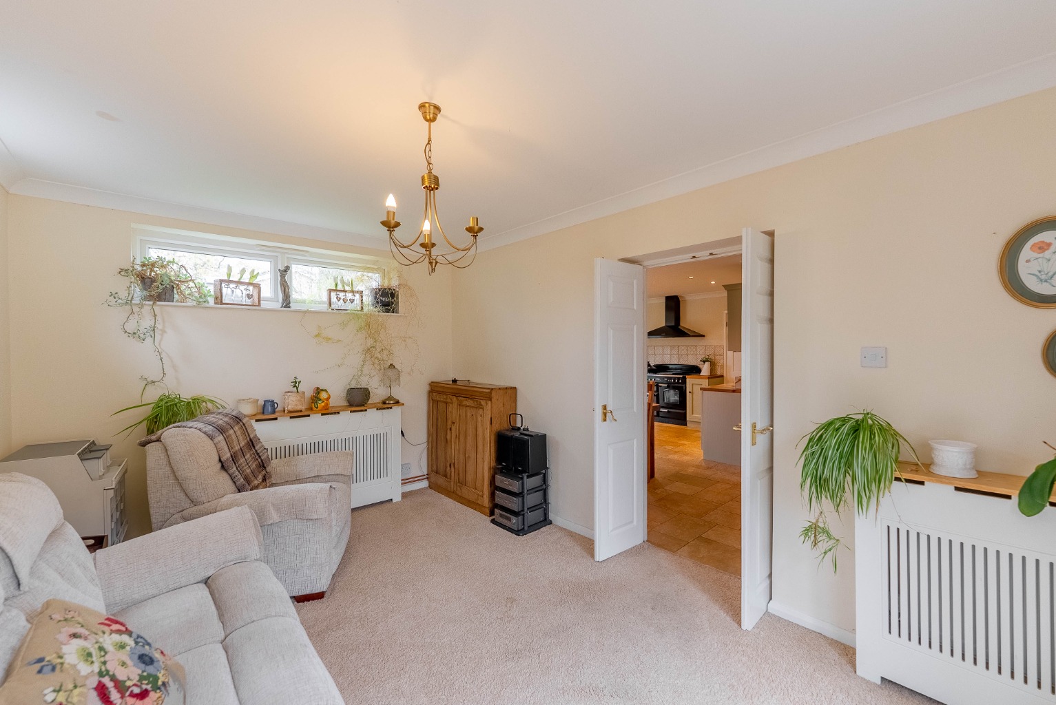 3 bed detached house for sale in Langley Way, Cambridgeshire  - Property Image 11