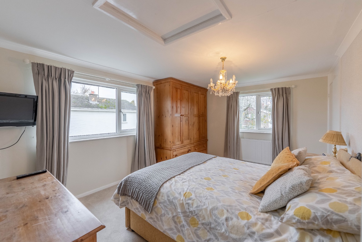 3 bed detached house for sale in Langley Way, Cambridgeshire  - Property Image 14