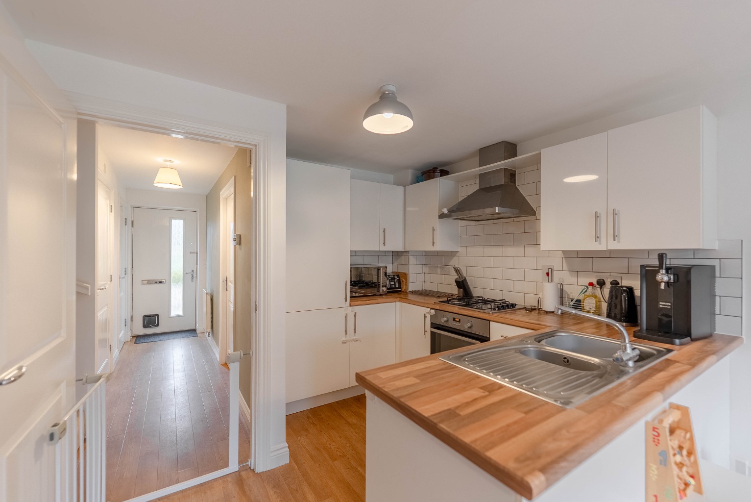 3 bed semi-detached house for sale in Summer's Hill Drive, Cambridge  - Property Image 11