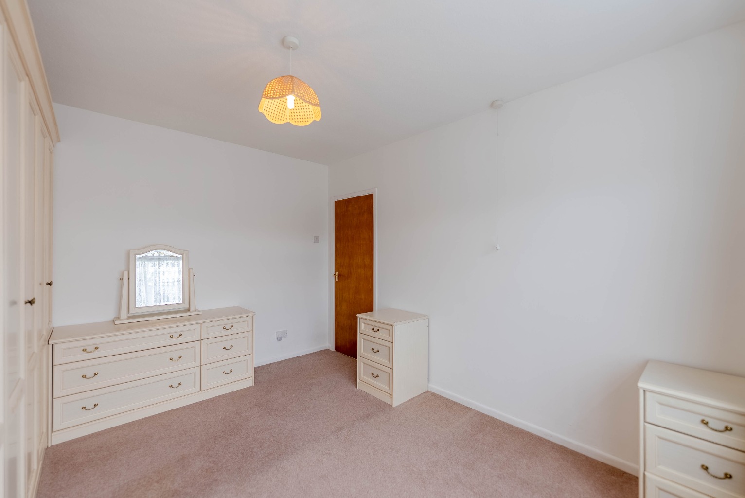 2 bed detached bungalow for sale in Arundel Road, Huntingdon 12