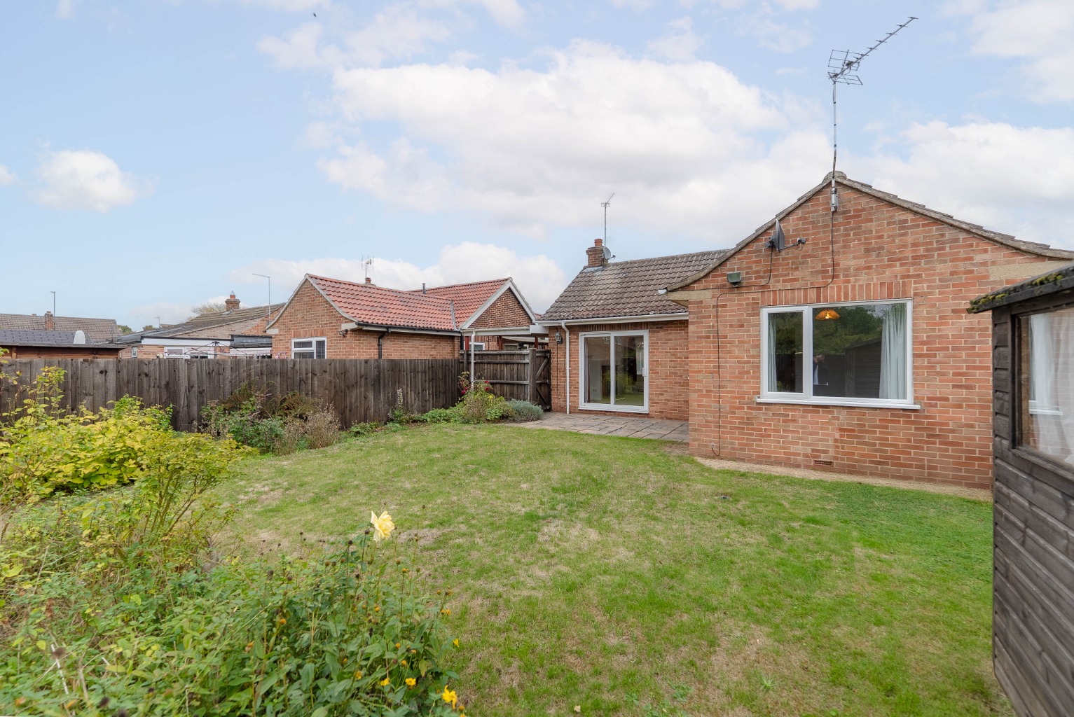 2 bed detached bungalow for sale in Arundel Road, Huntingdon  - Property Image 15