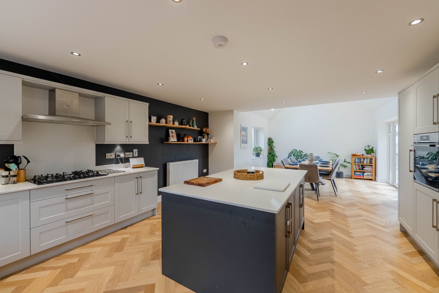 4 bed detached house for sale in Meridian Close, Cambridgeshire  - Property Image 2