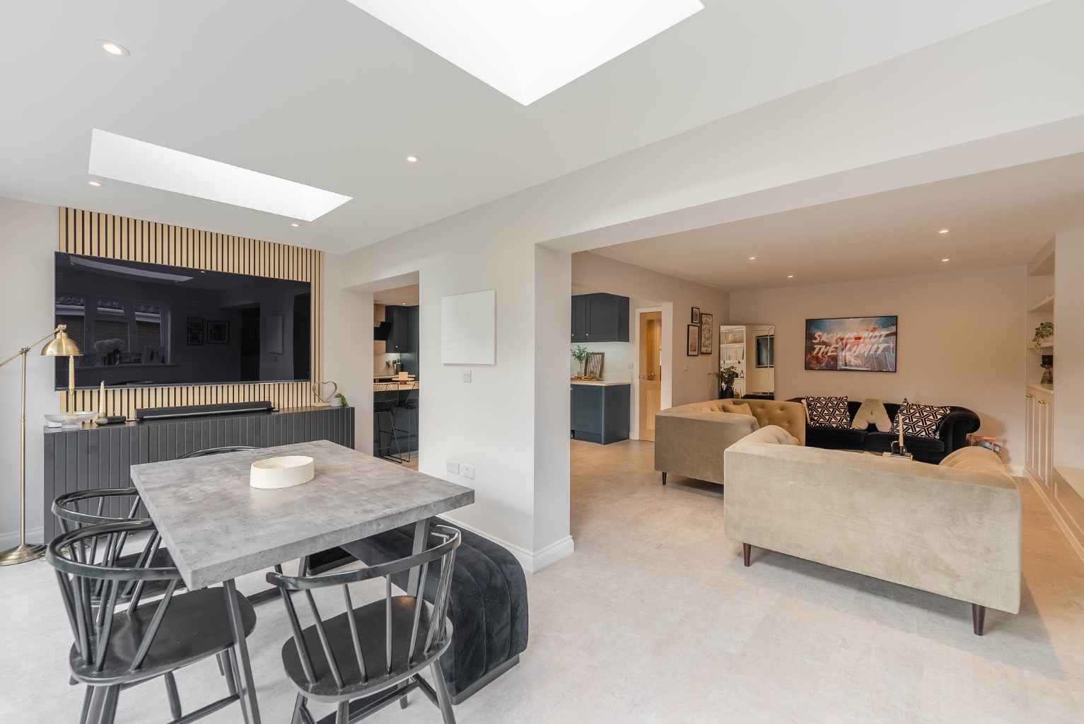 4 bed detached house for sale in Snowdonia Way, Huntingdon  - Property Image 5