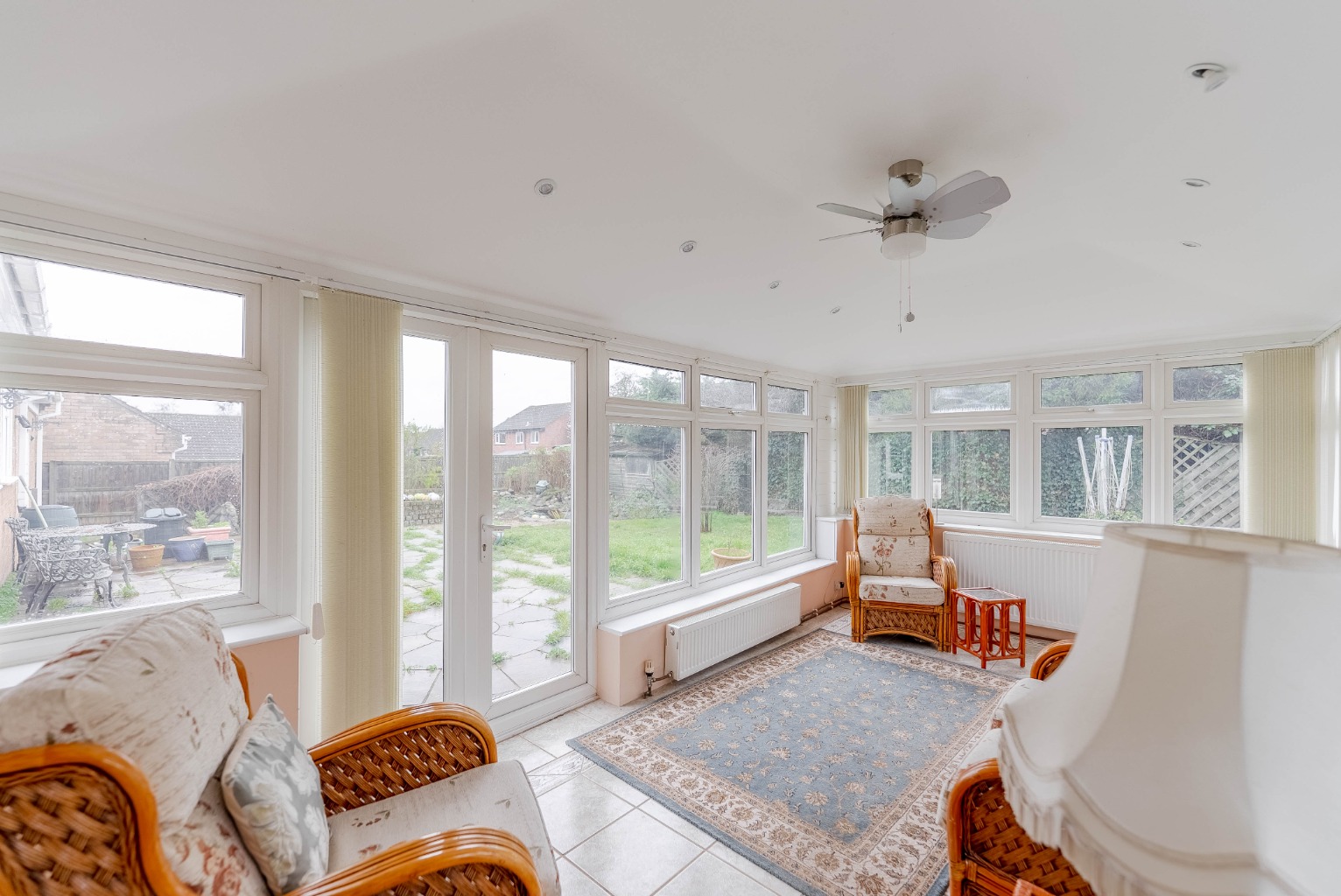 3 bed bungalow for sale in Windsor Close, St Ives  - Property Image 3