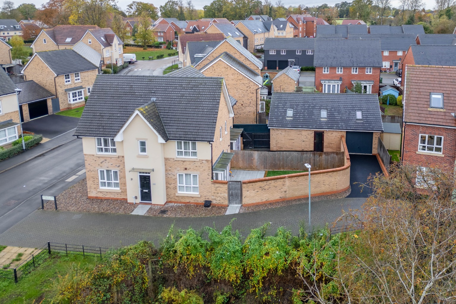 3 bed semi-detached house for sale in Knights Way, St. Ives, PE27