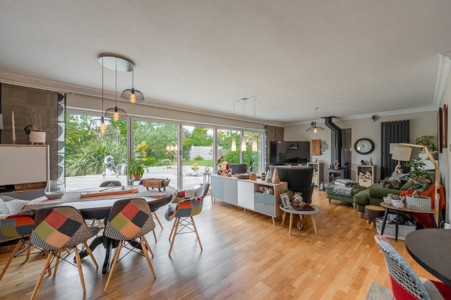 5 bed detached house for sale in Ugg Mere Court Road, Huntingdon 2