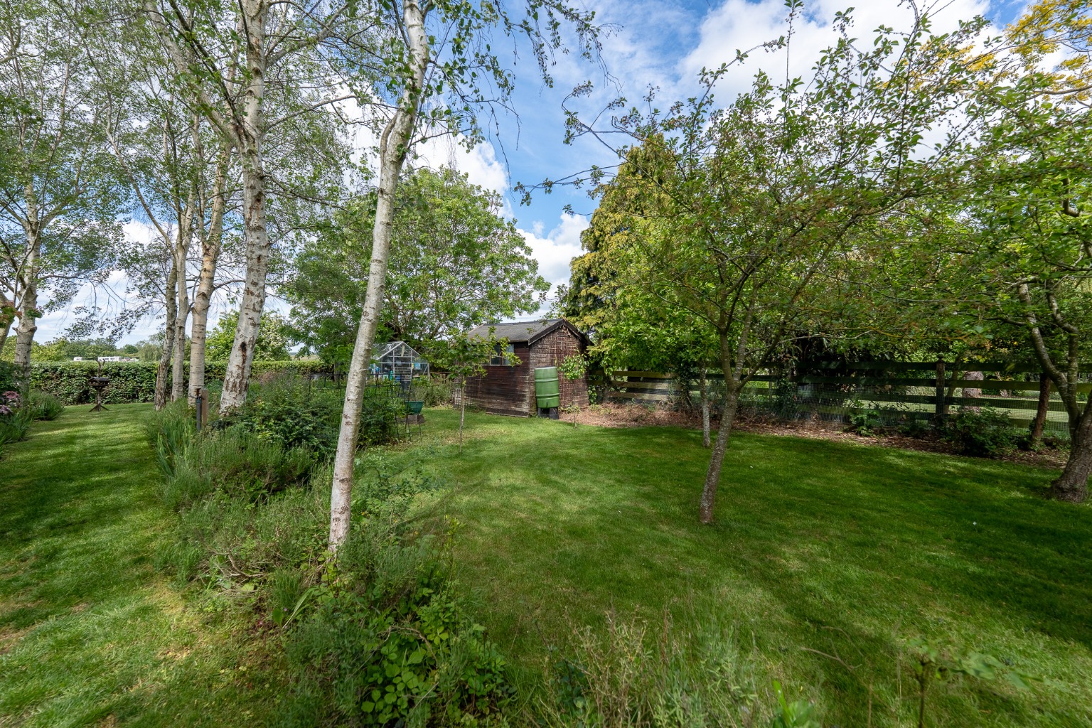 5 bed detached house for sale in Ugg Mere Court Road, Huntingdon 16