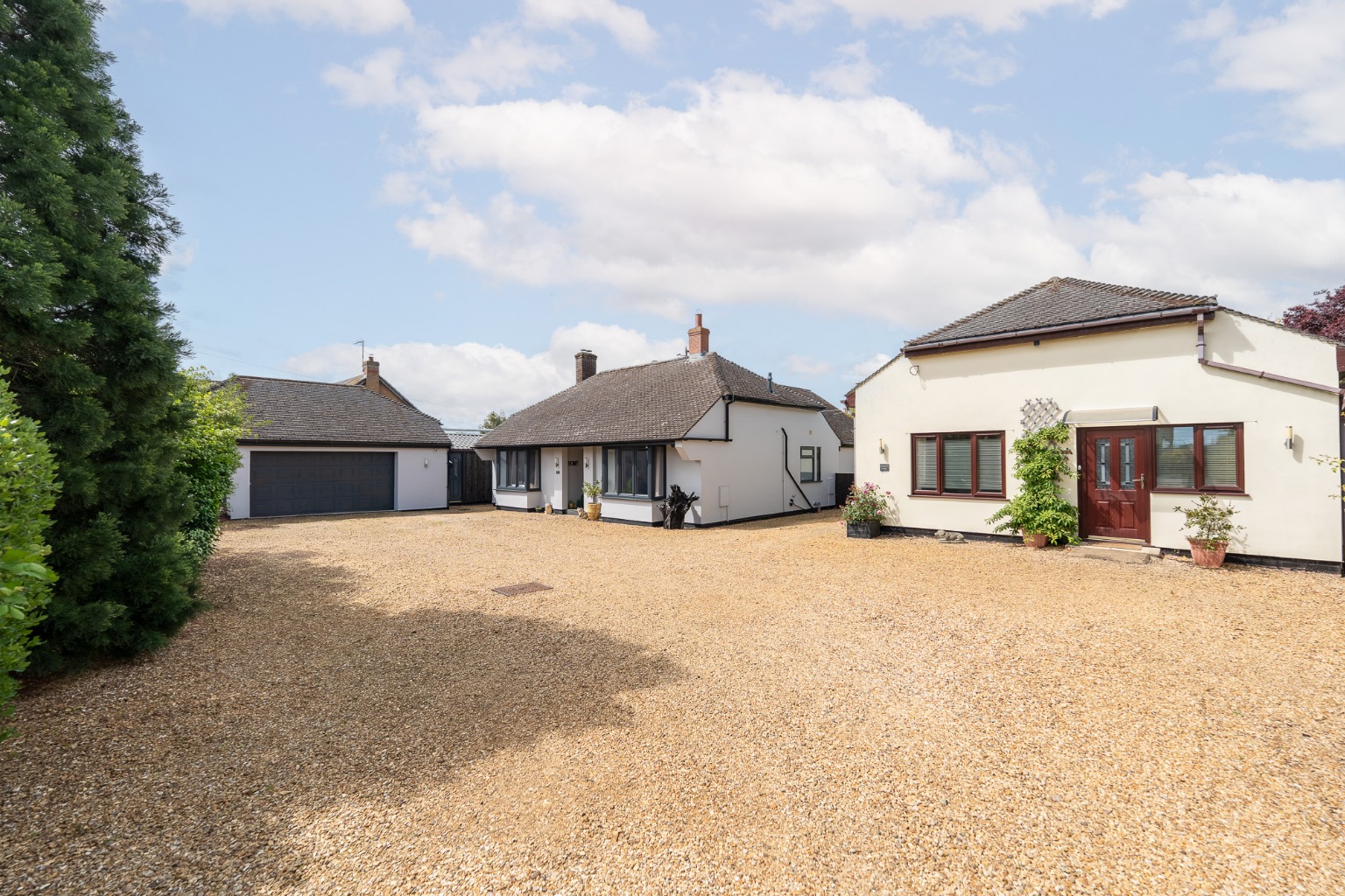 5 bed detached house for sale in Ugg Mere Court Road, Huntingdon, PE26