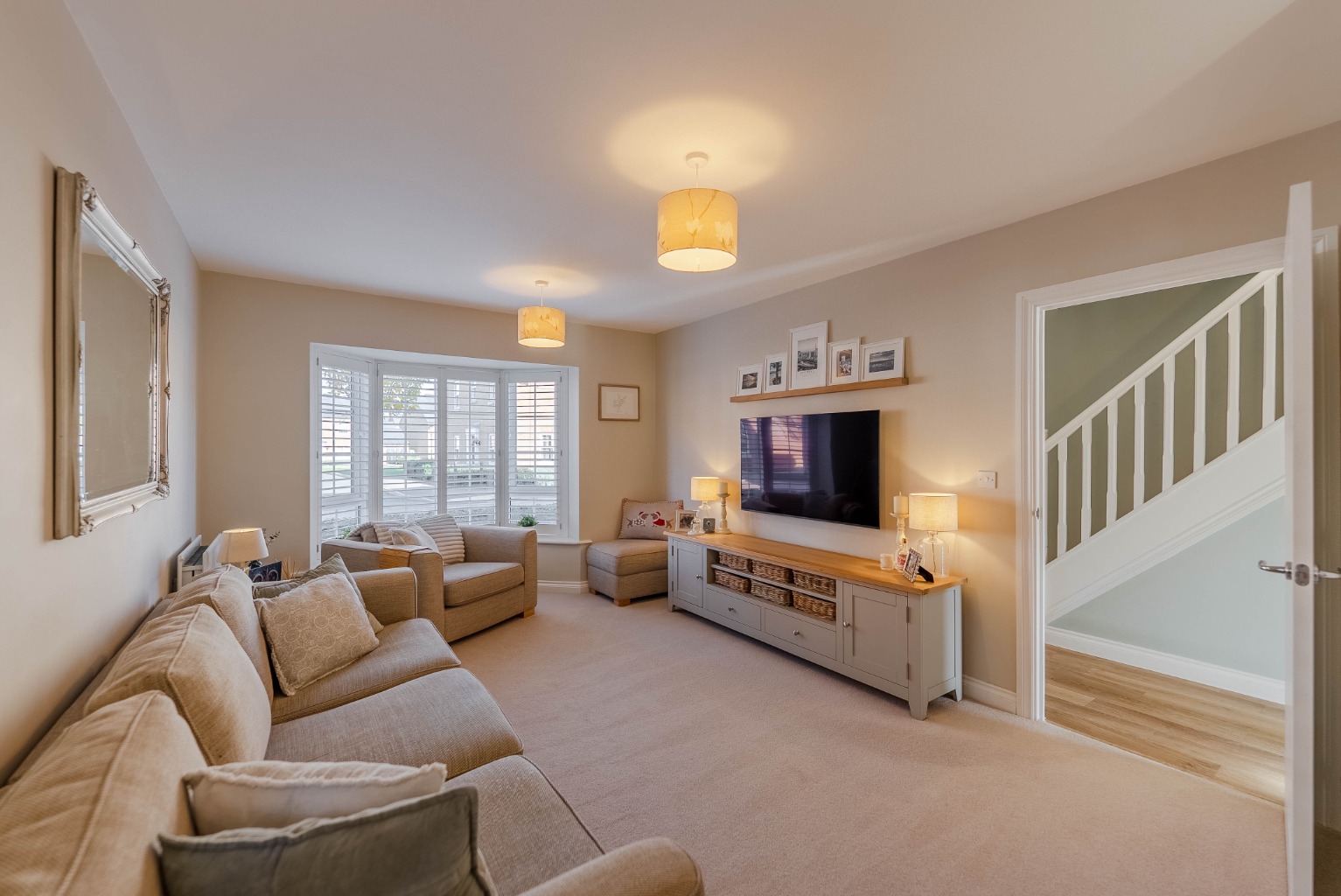 3 bed semi-detached house for sale in Hetley Close, Huntingdon 4