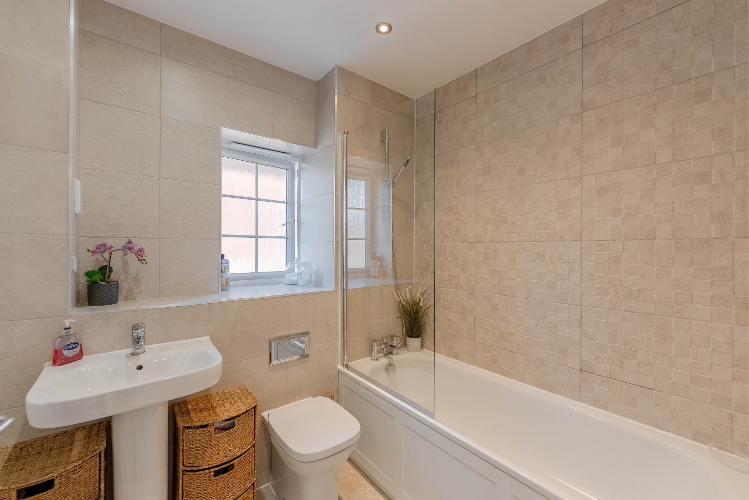 3 bed semi-detached house for sale in Hetley Close, Huntingdon  - Property Image 16