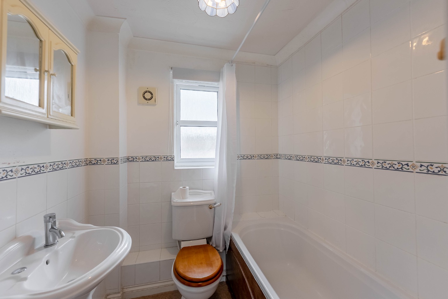 2 bed ground floor flat for sale in Varrier Jones Drive, Cambridge 6