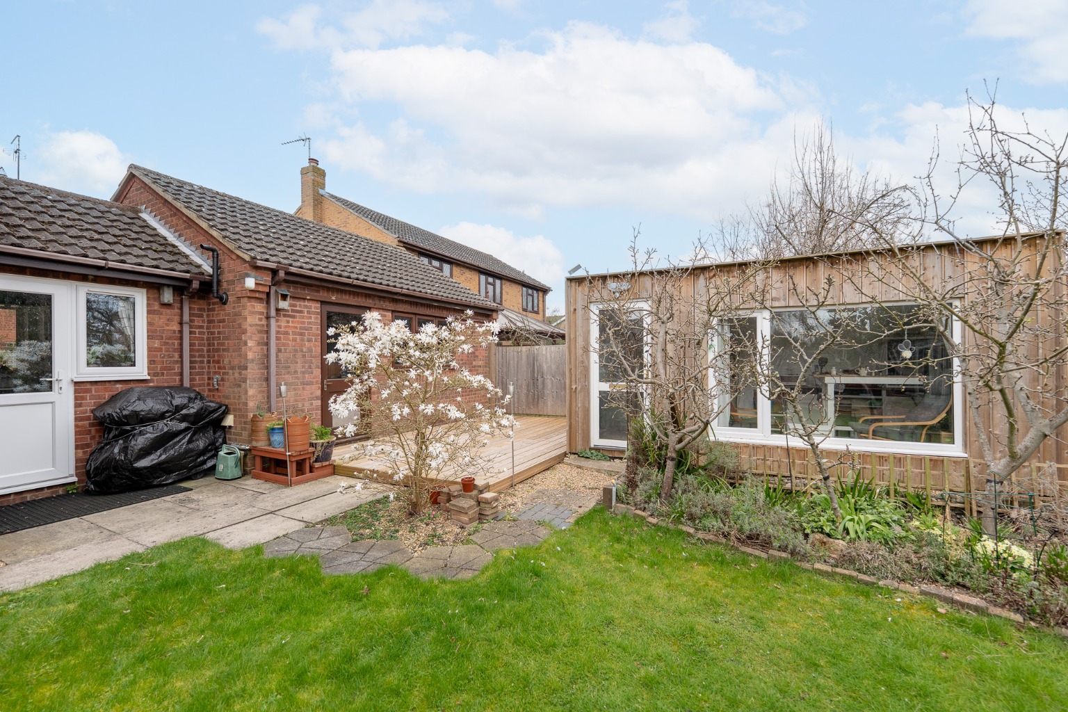 4 bed detached house for sale in Thatchers Close, Huntingdon  - Property Image 17