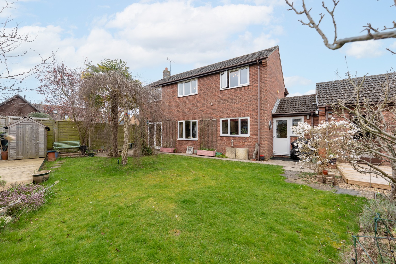 4 bed detached house for sale in Thatchers Close, Huntingdon  - Property Image 15