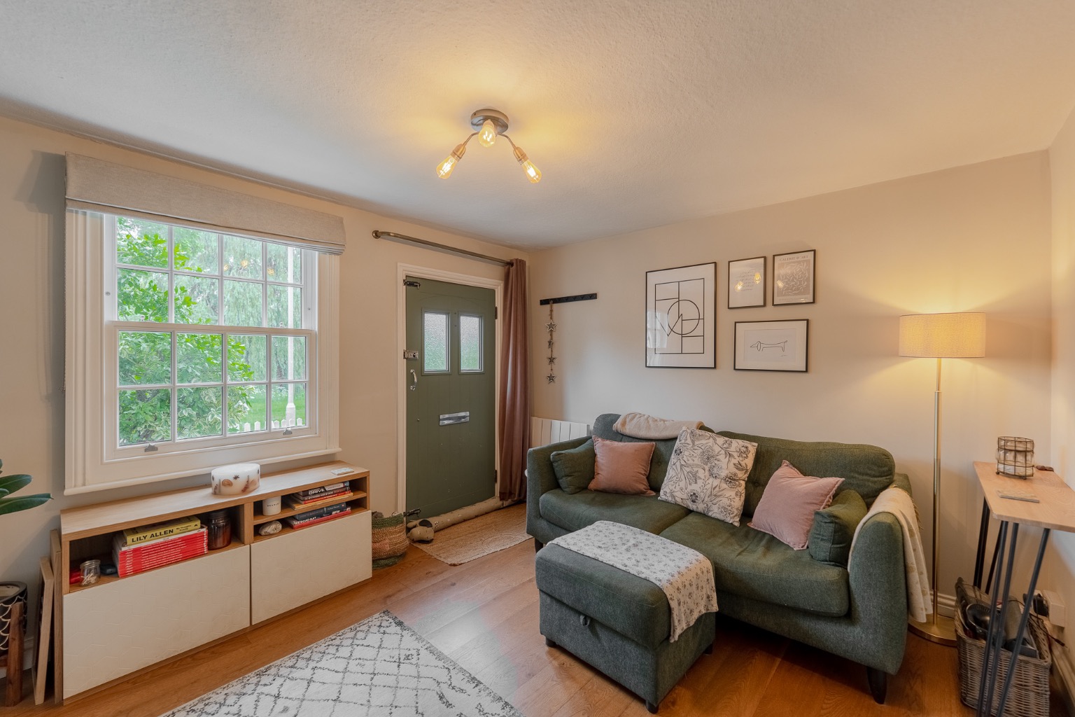2 bed terraced house for sale in Hamerton Road, Cambridgeshire 2