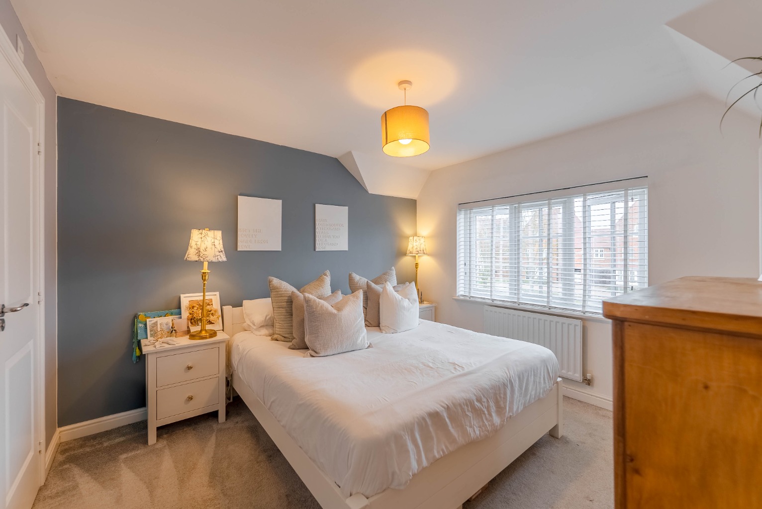 3 bed semi-detached house for sale in Senliz Road, Cambridgeshire  - Property Image 7