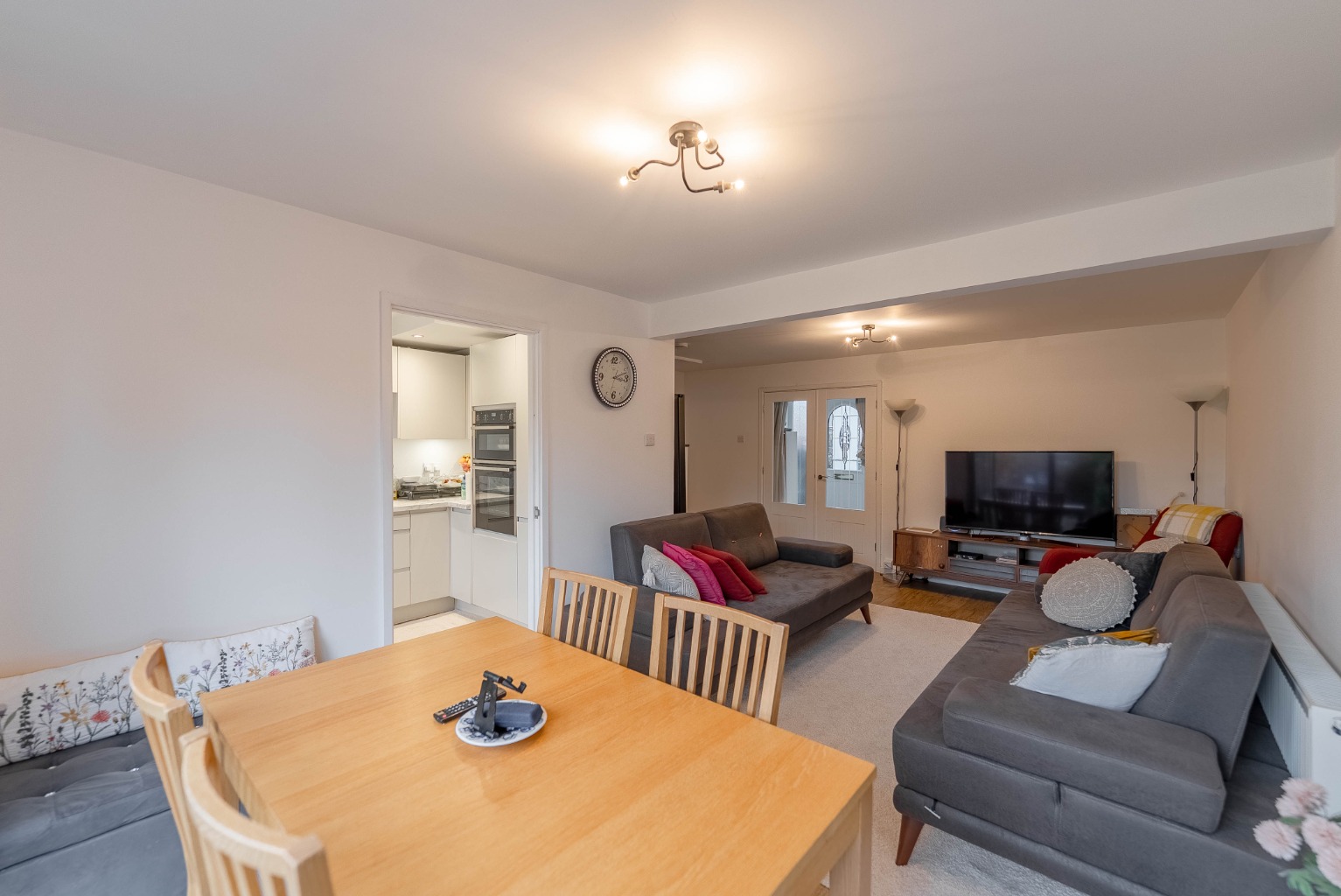 3 bed semi-detached house for sale in Burstellars, St. Ives  - Property Image 6