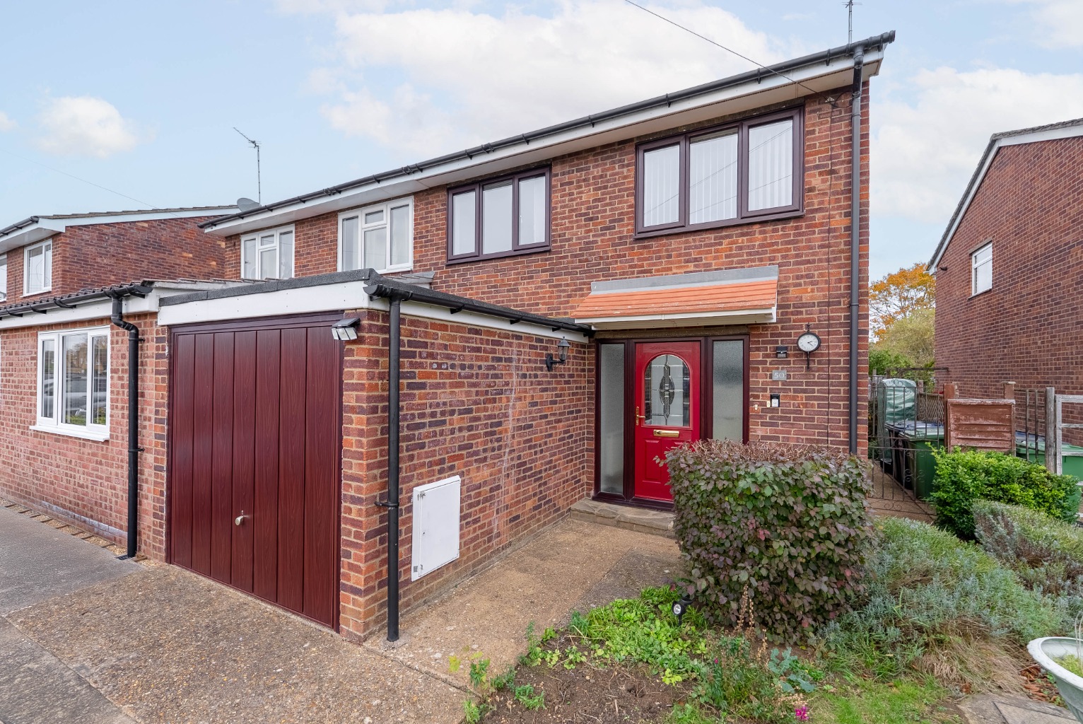 3 bed semi-detached house for sale in Burstellars, St. Ives  - Property Image 15