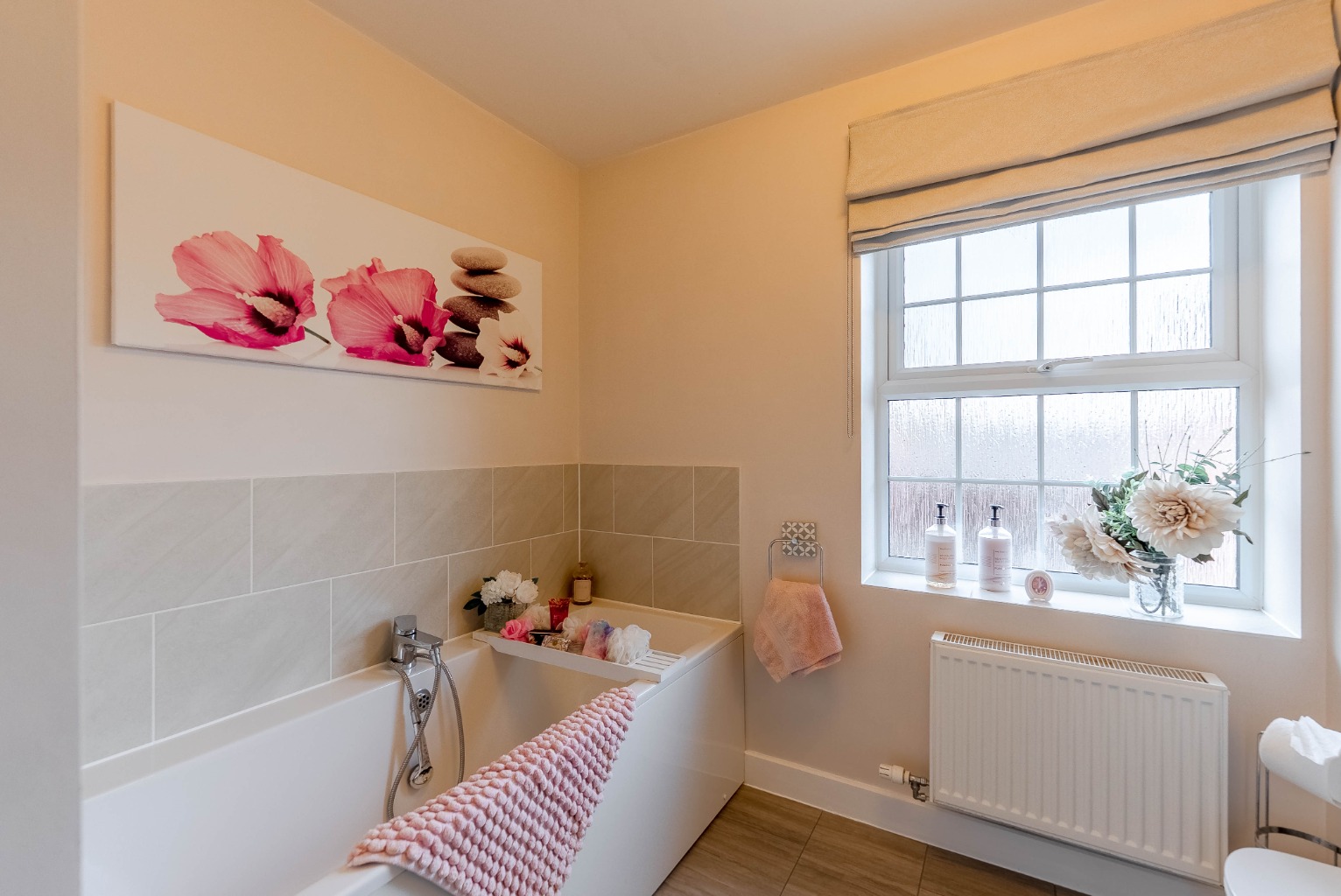 4 bed detached house for sale in Mahaddie Way, Cambridgeshire  - Property Image 9