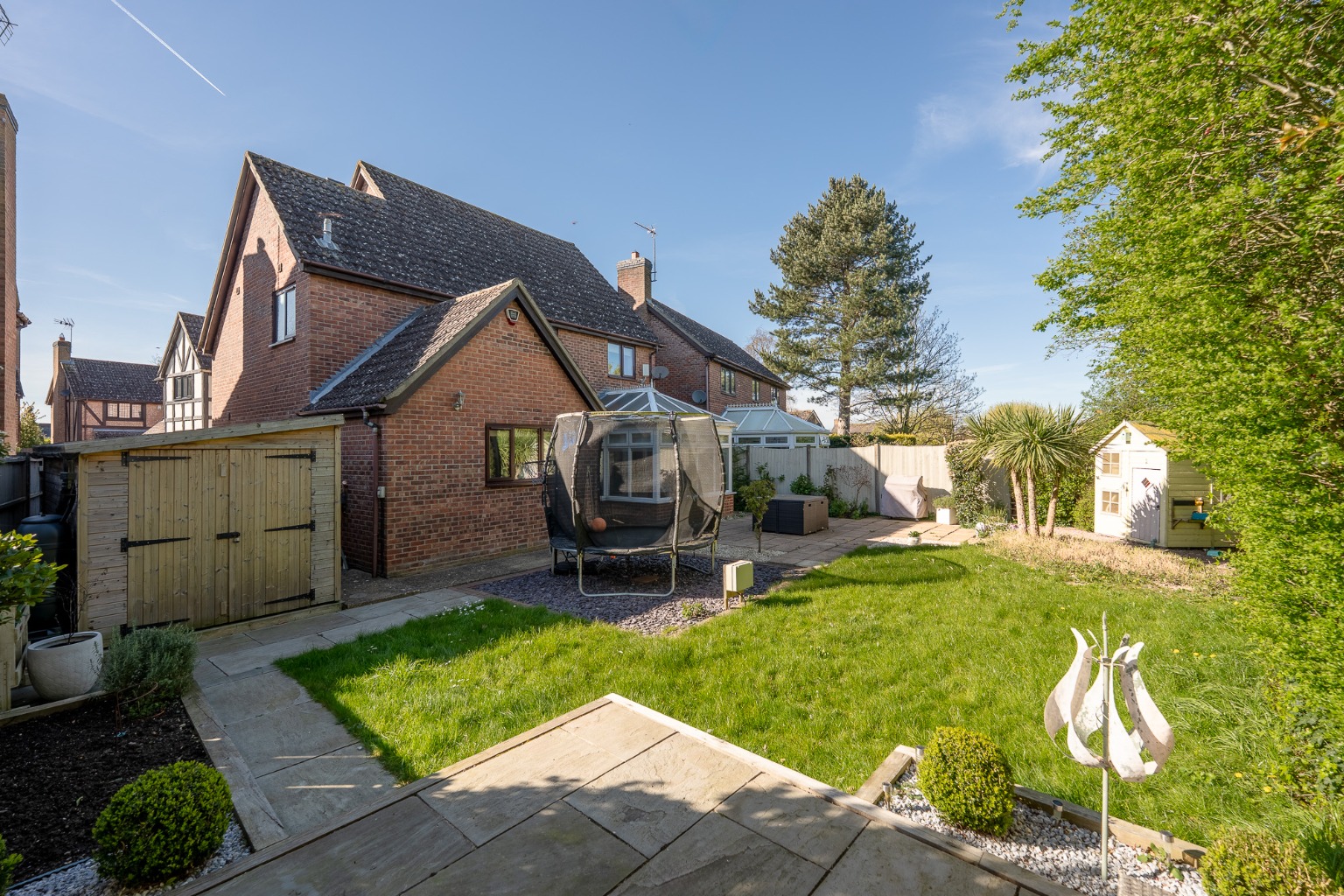 4 bed detached house for sale in Padgetts Close, Cambridgeshire  - Property Image 20