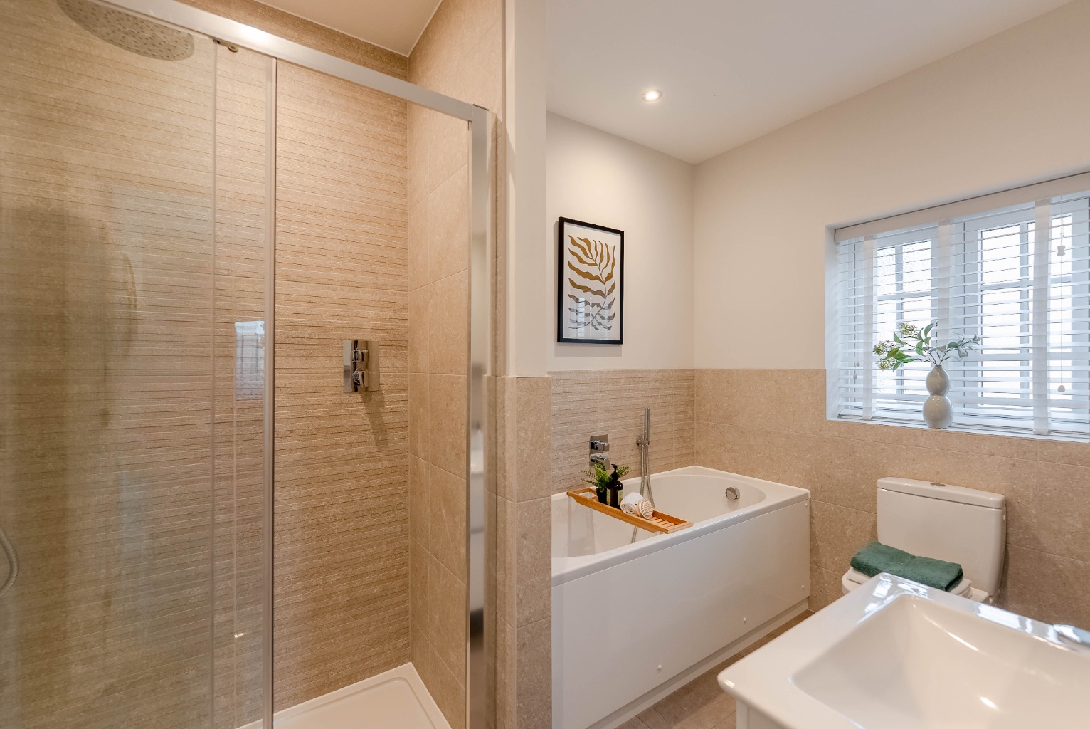 4 bed detached house for sale in Range Rd S, Houghton Road  - Property Image 12