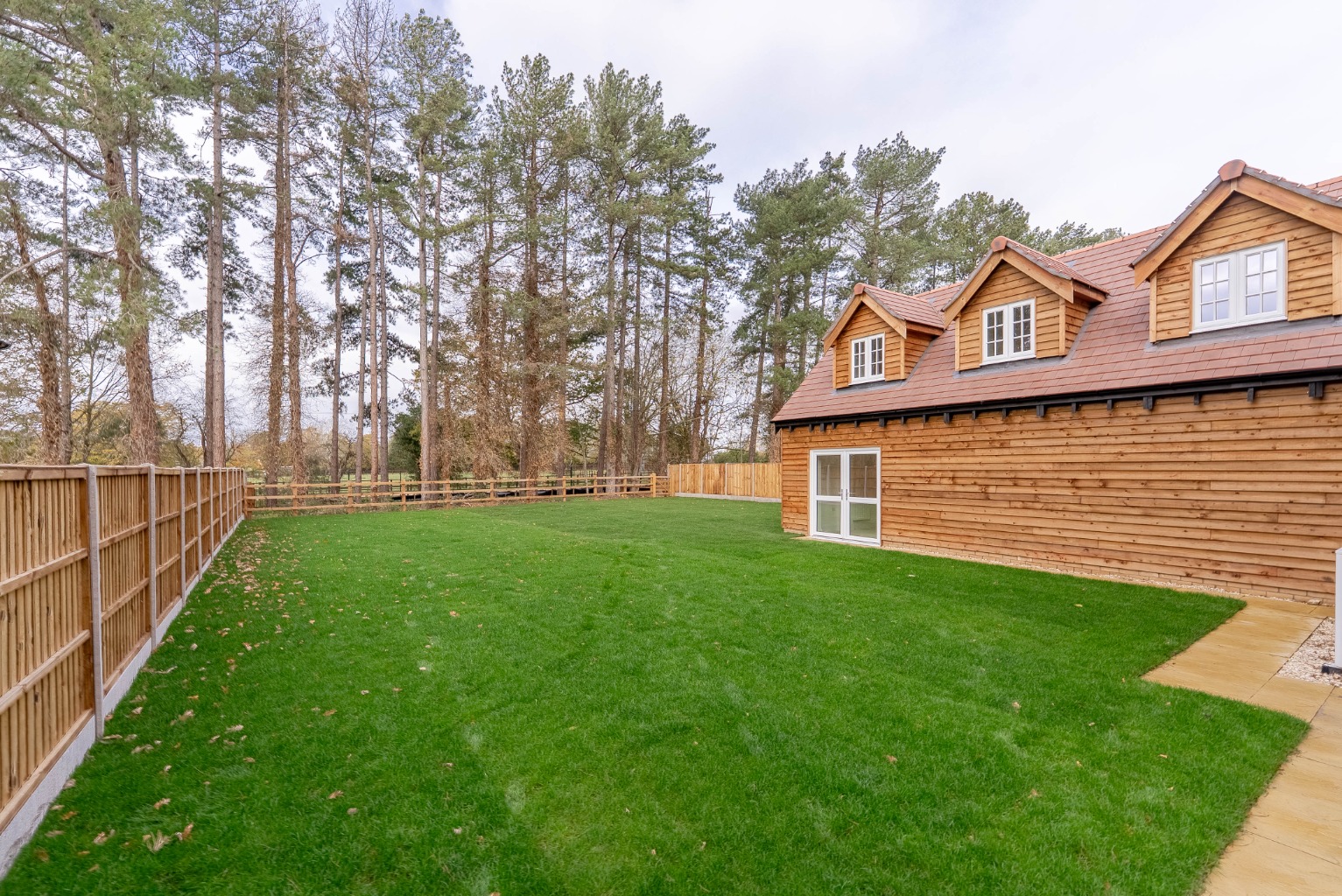 4 bed detached house for sale in Range Rd S, Houghton Road  - Property Image 17