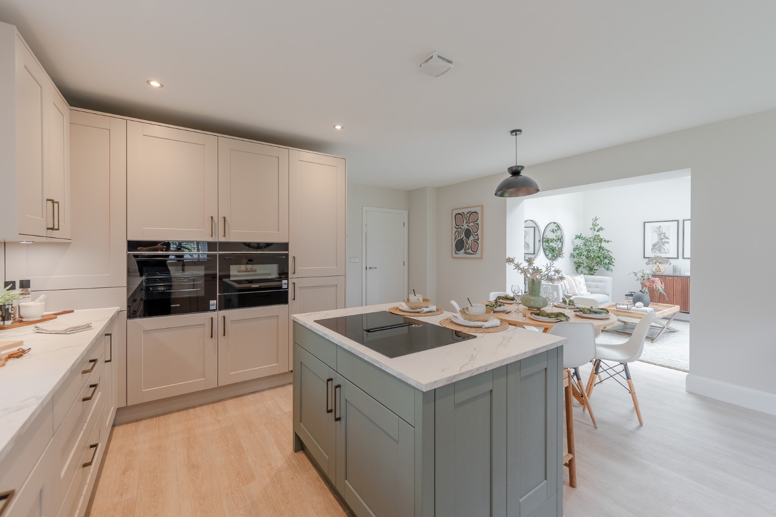 4 bed detached house for sale in Range Rd S, Houghton Road 2