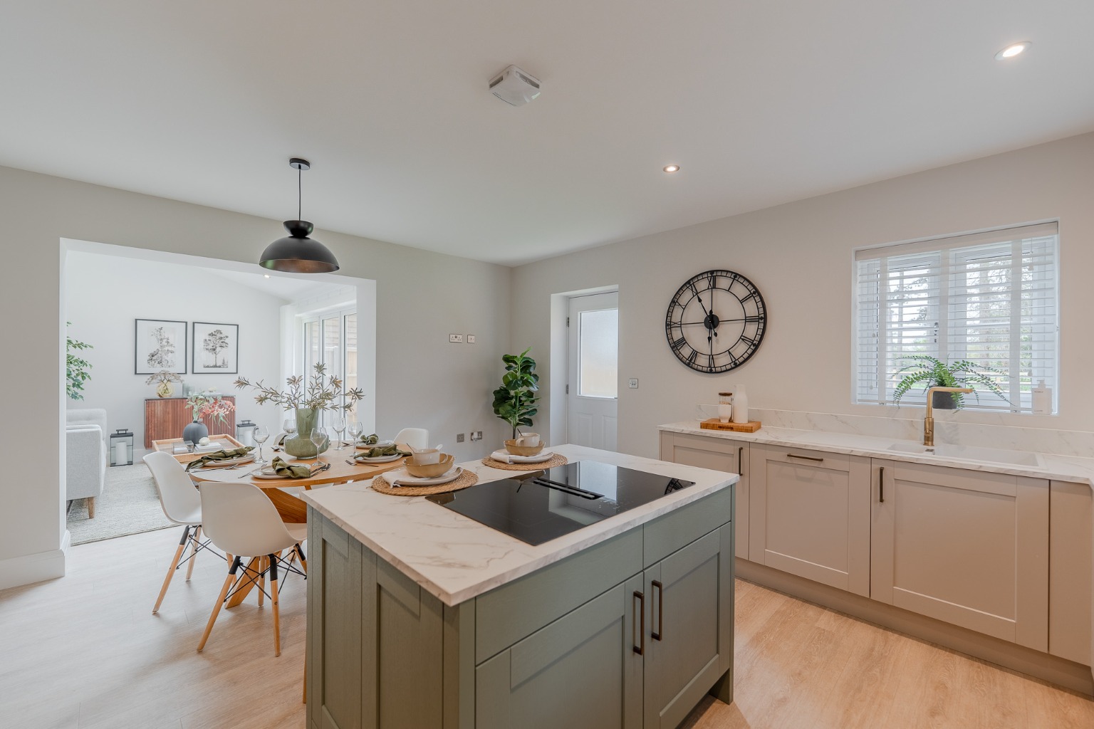 4 bed detached house for sale in Range Rd S, Houghton Road 3