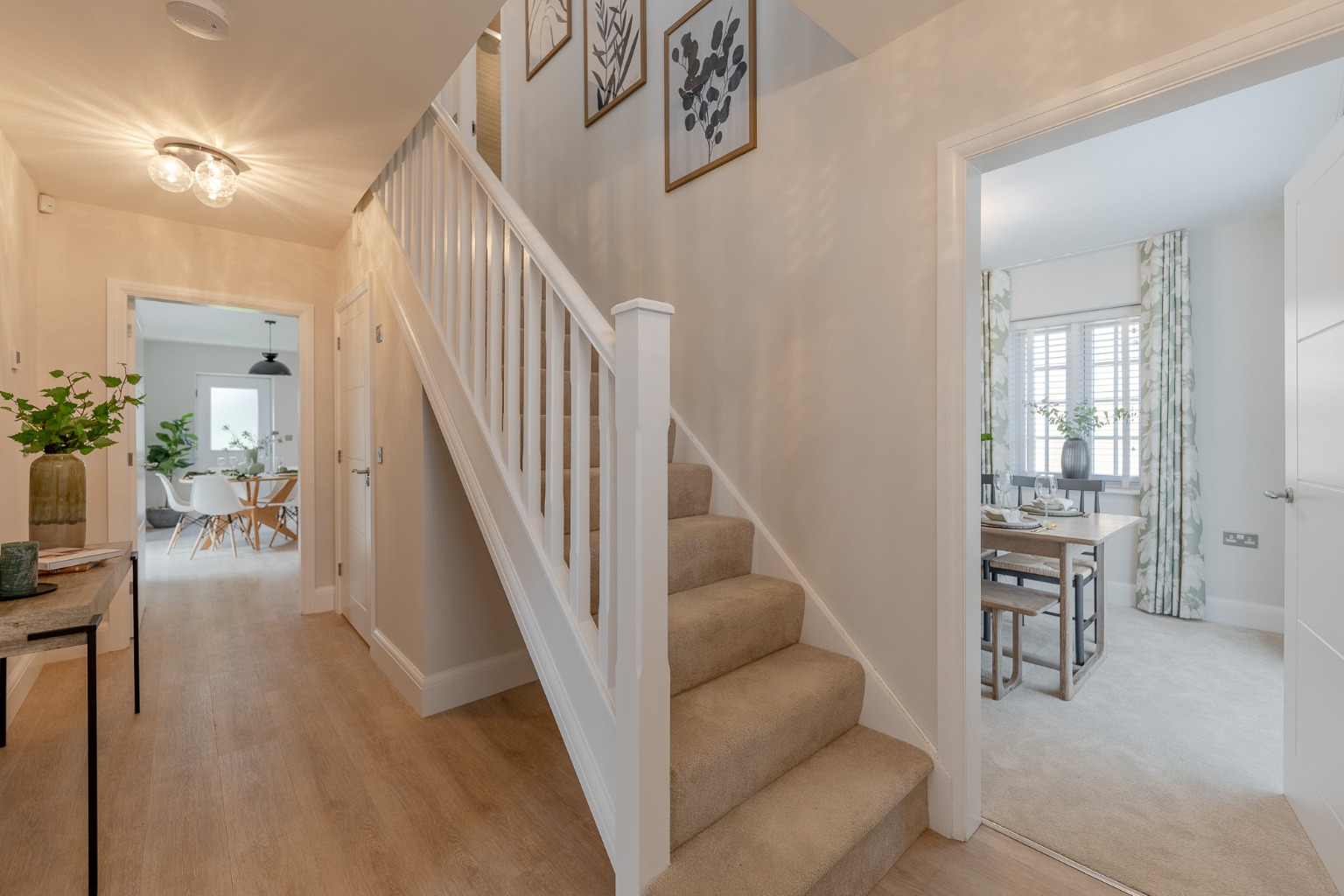 4 bed detached house for sale in Range Rd S, Houghton Road  - Property Image 16