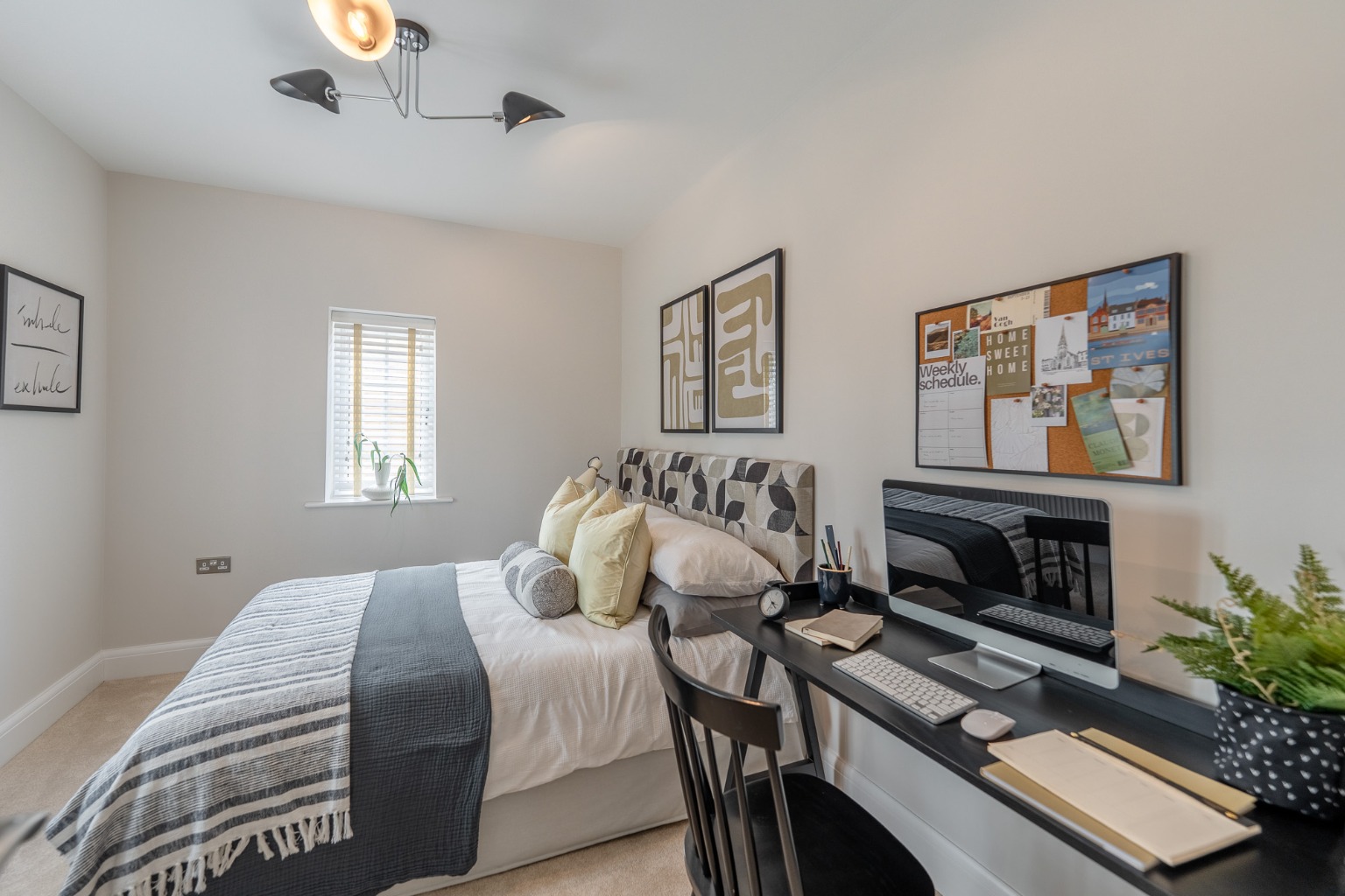 4 bed detached house for sale in Range Rd S, Houghton Road 25