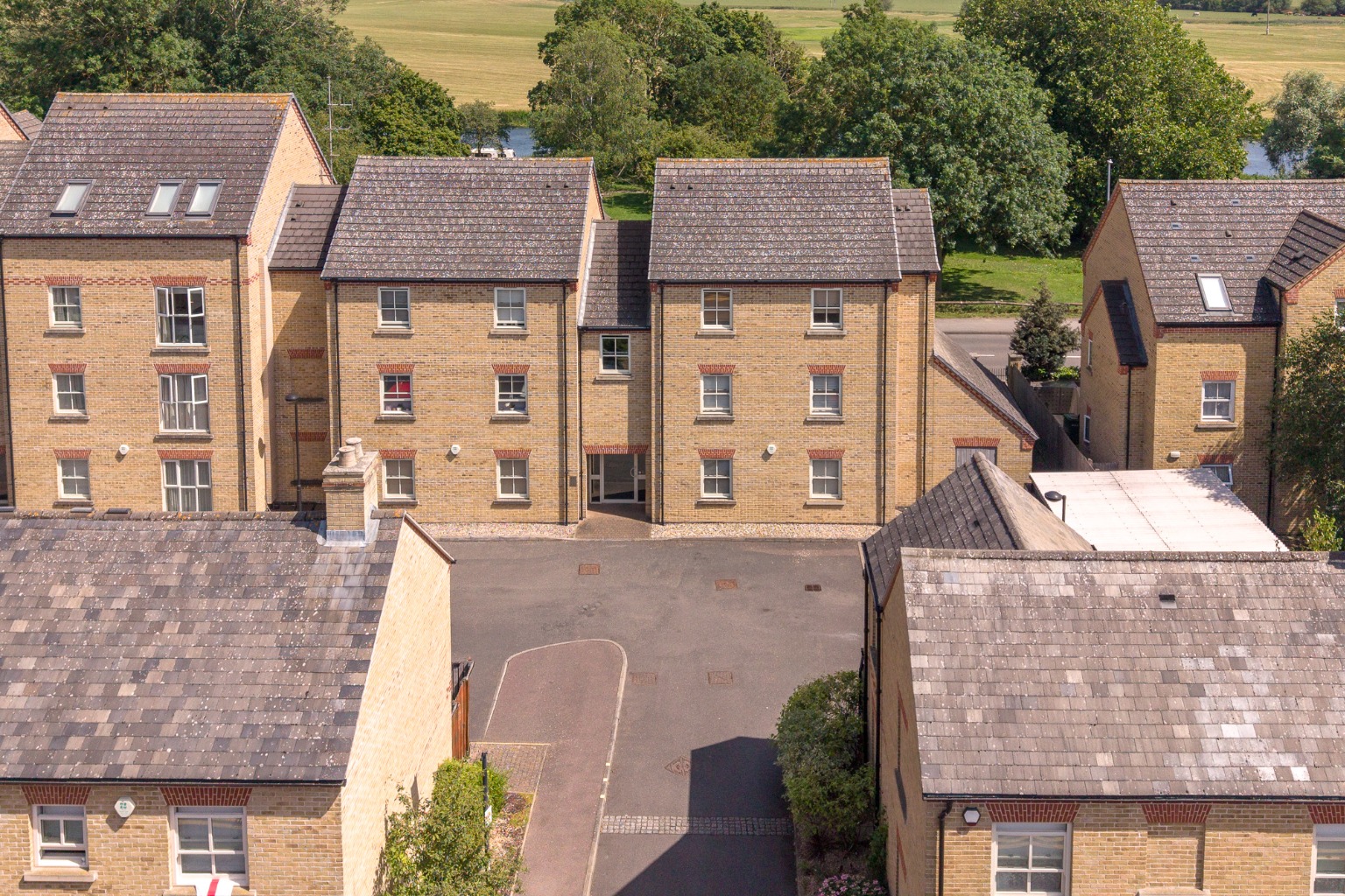 2 bed flat for sale in Temple Place, Huntingdon 18