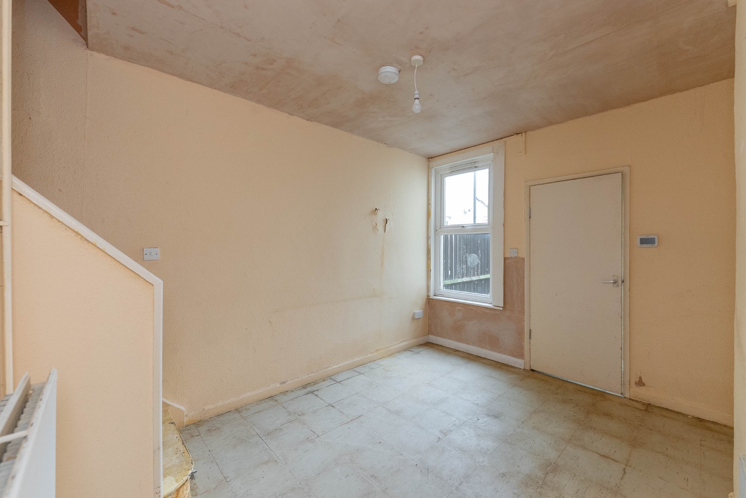 2 bed terraced house for sale in Clarence Road, Peterborough 4
