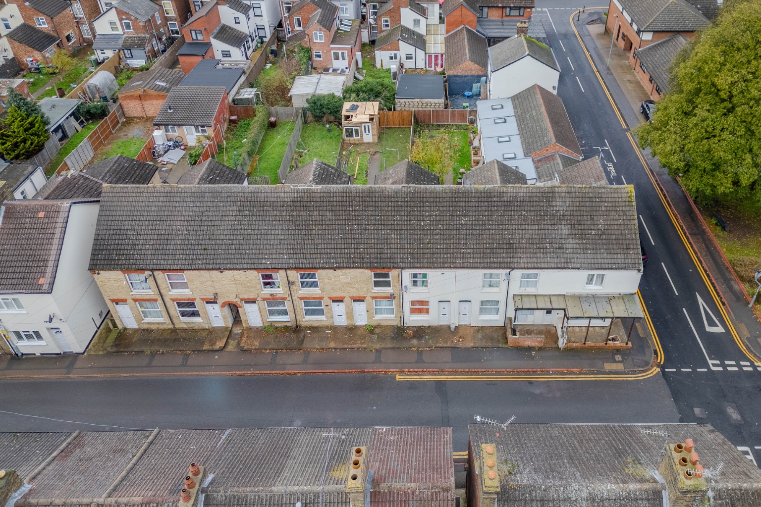 2 bed terraced house for sale in Clarence Road, Peterborough 1